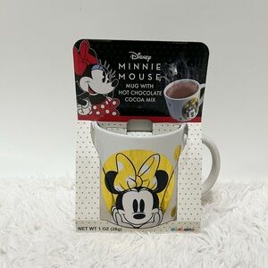 NEW Disney Minnie Mouse Coffee mug With Hot Chocolate Cocoa Mix Christmas Gift